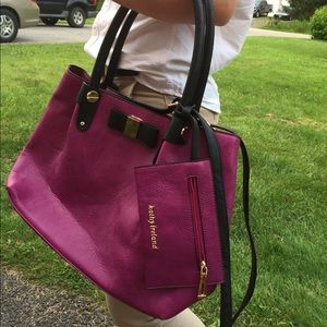 Kathy Ireland page and matching wallet.